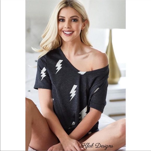 Tops - ⚡️LAST 1! Terry V Neck Charcoal Lightening Bolt Print Top!